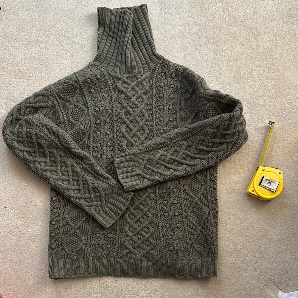 Women's thick multi ply Cable Knit cashmere Turtleneck Sweater - olive